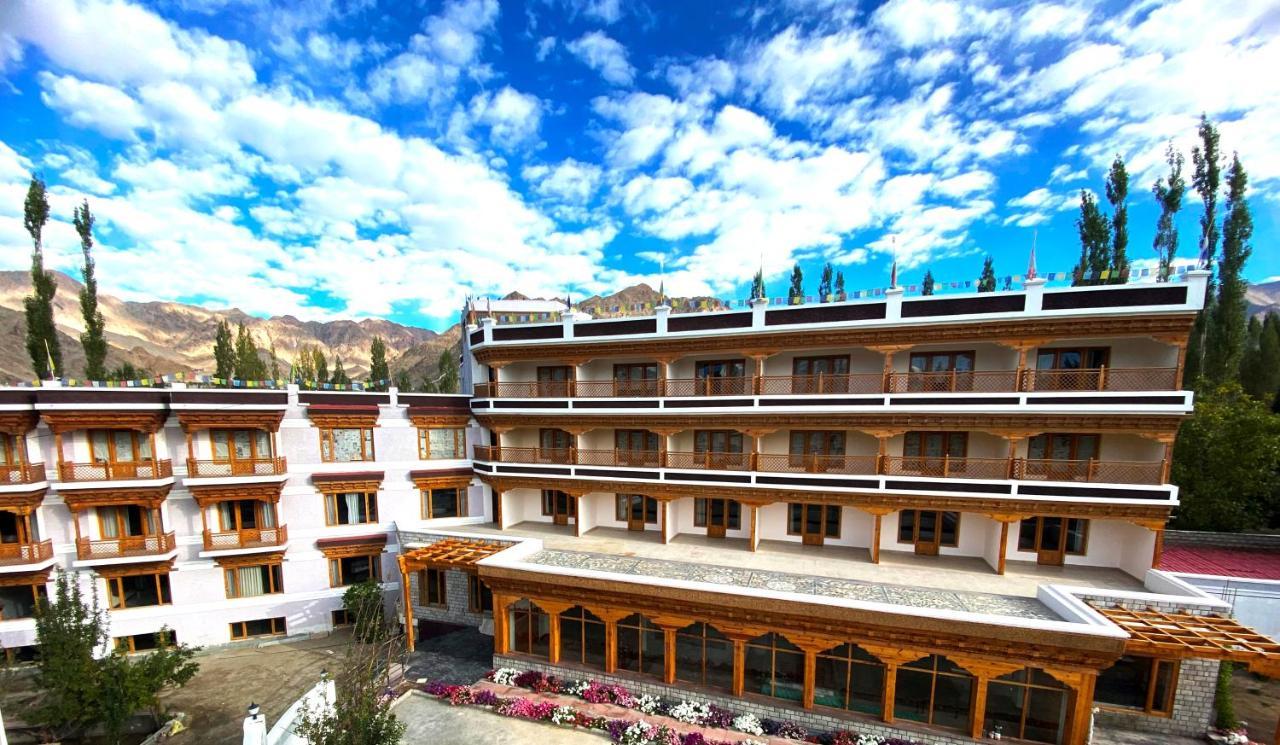 Hotel The Grand Khasdan Leh Esterno foto