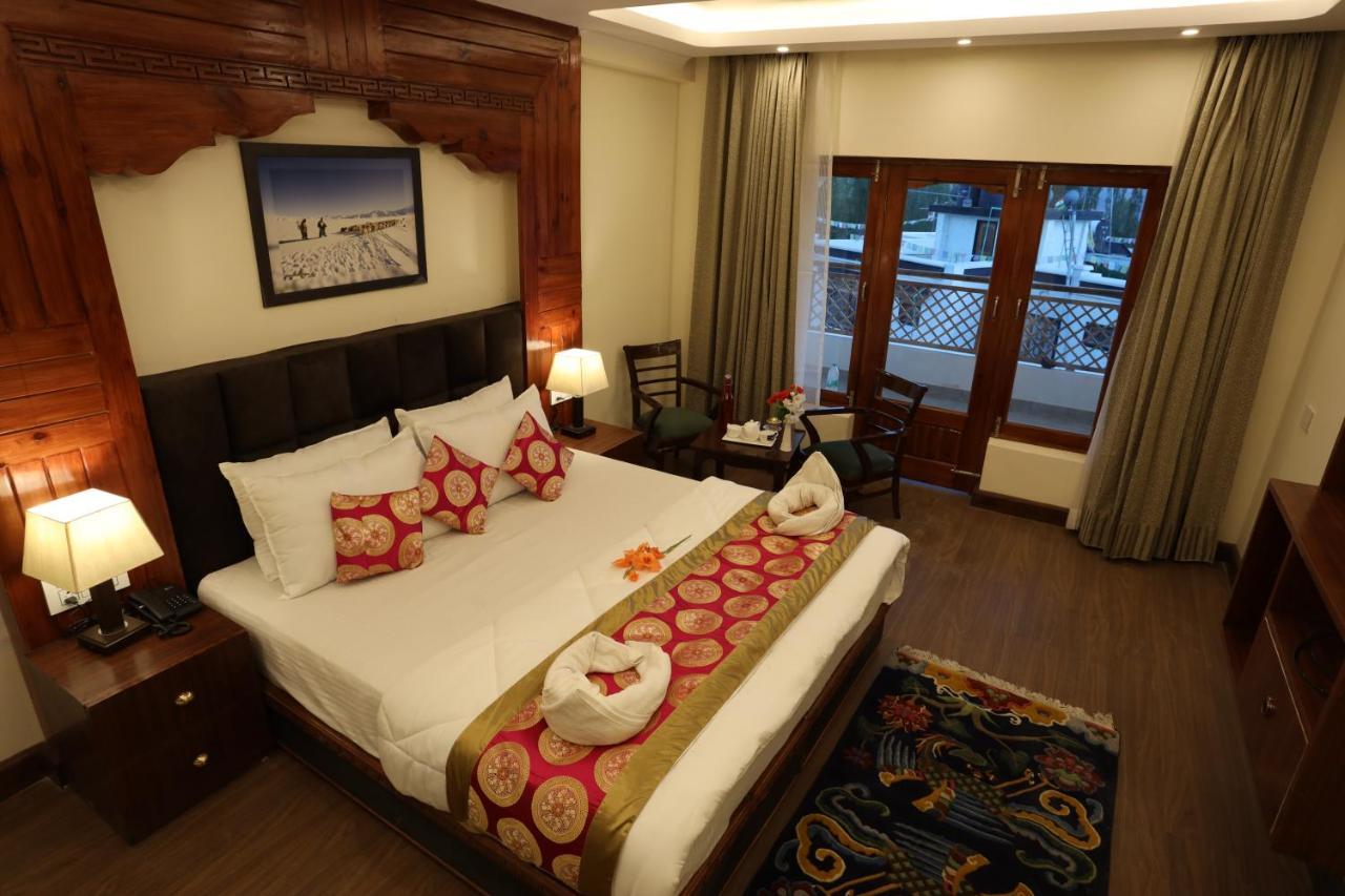 Hotel The Grand Khasdan Leh Esterno foto